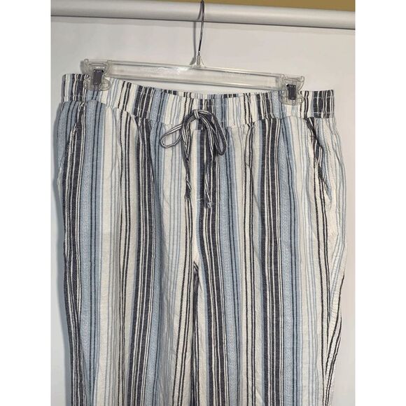 Briggs New York Striped Straight Leg Pants - Picture 8 of 9